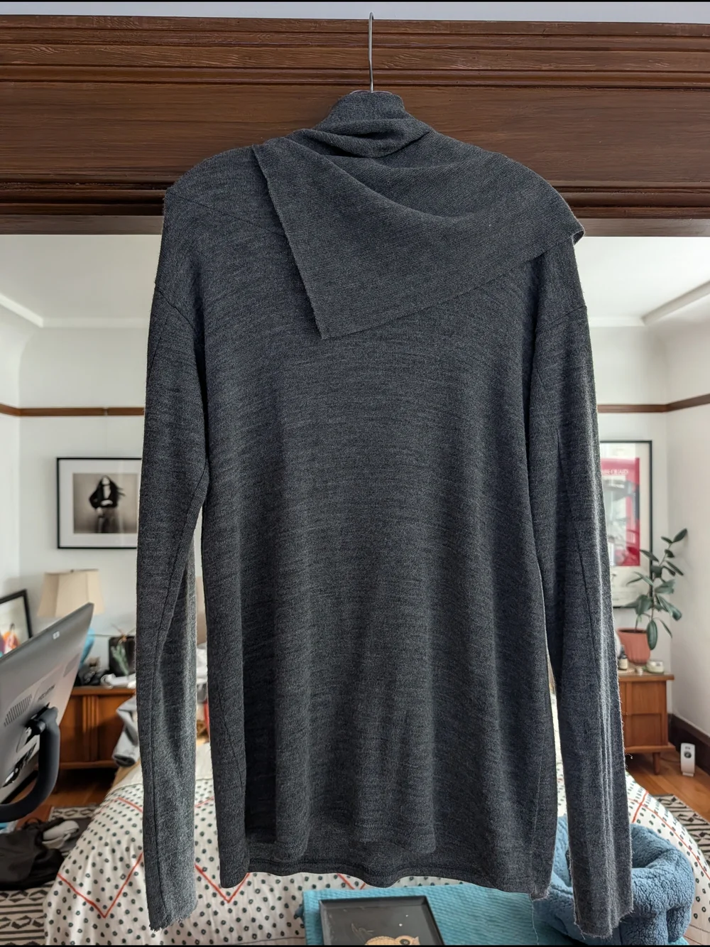 Men's Dark Gray Lightweight Knit Turtle neck
